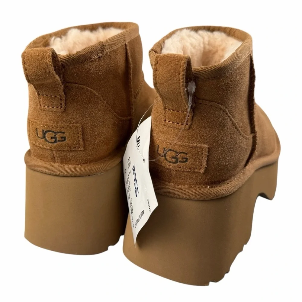 NWT UGG Women’s Classic Ultra Mini Platform Boots Chestnut Size 7